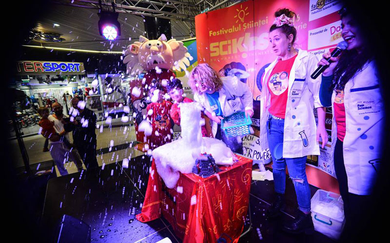 SCIKiDS-Festivalul-Științei-2017-1