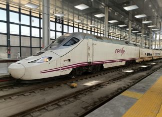Maglev: Trenurile care plutesc pe magneți și vitezele record din Japonia. 0 (0)