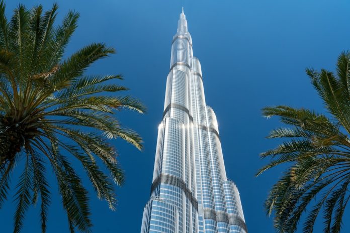 Burj Khalifa: Povestea construcției celei mai înalte clădiri din lume.