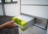 Cum funcționează stocarea energiei în baterii de mari dimensiuni