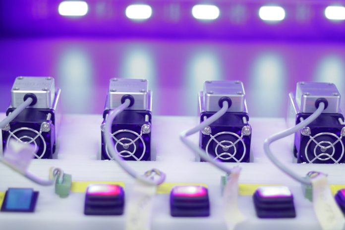 Evoluția tehnologiei LED în ecranele televizoarelor moderne
