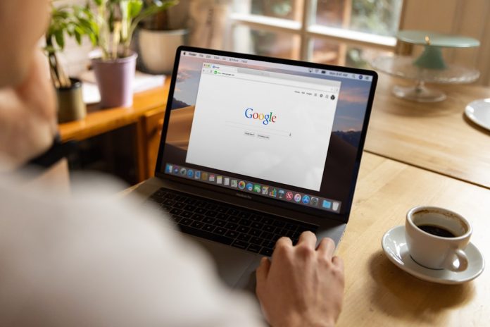 Istoria Google: Cum a ajuns un motor de căutare să domine lumea digitală