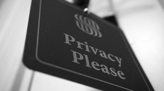 Tehnologia și viața privată: Mai există anonimat?