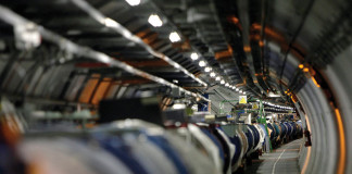 large-hadron-collider---stiinta-tehnica