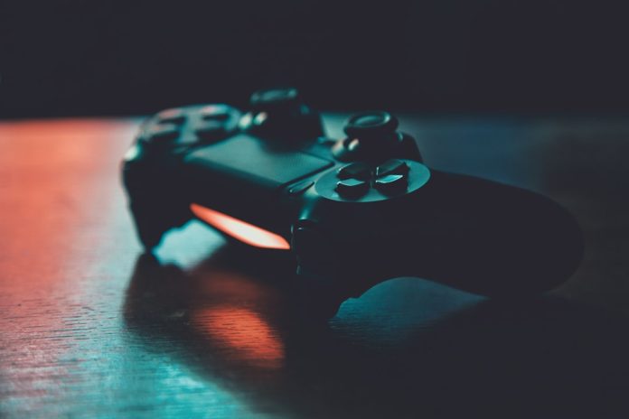 Evoluția consolelor de jocuri: Impactul PlayStation 2 și Xbox în anii 2000