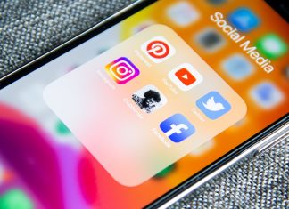 Evoluția rețelelor sociale: De la MySpace la era influencerilor 0 (0)