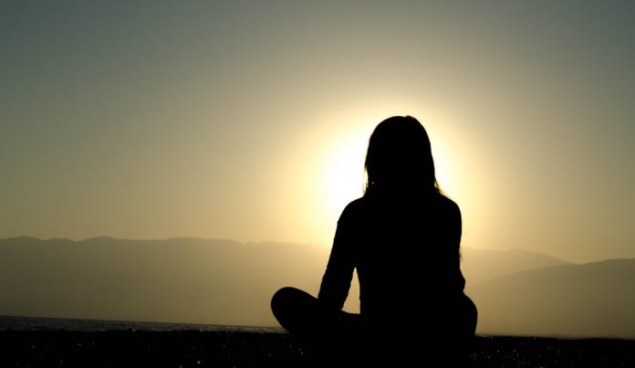 Știința din spatele meditației și a stării de mindfulness