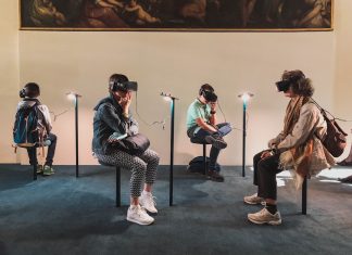 Realitatea Virtuală (VR) în anii 2000: Primele aplicații terapeutice pentru fobii. 0 (0)