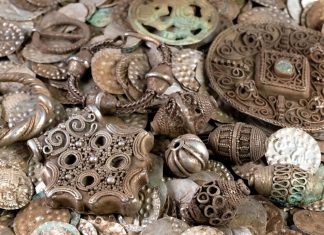 Descoperire Uimitoare în Suedia: Până la 20.000 de Monede din Evul Mediu Timpuriu, Găsite de un Bărbat în Căutare de Râme 5 (3)