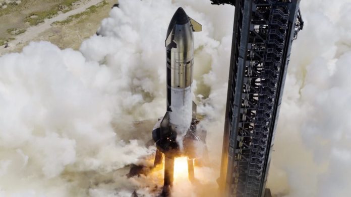 ship38staticfire-1152x648