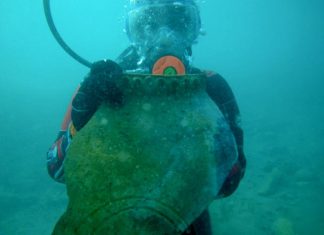 Descoperirea Uimitoare a unui Oraș Medieval Scufundat în Lacul Issyk-Kul din Kârgâzstan 3.7 (3)