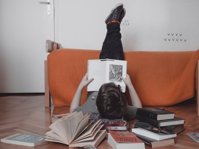 Cum a schimbat Kindle modul în care citim și publicăm cărți