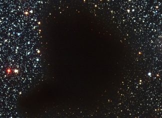 Descoperă Locurile Cele Mai Întunecate din Sistemul Solar și Univers 5 (1)