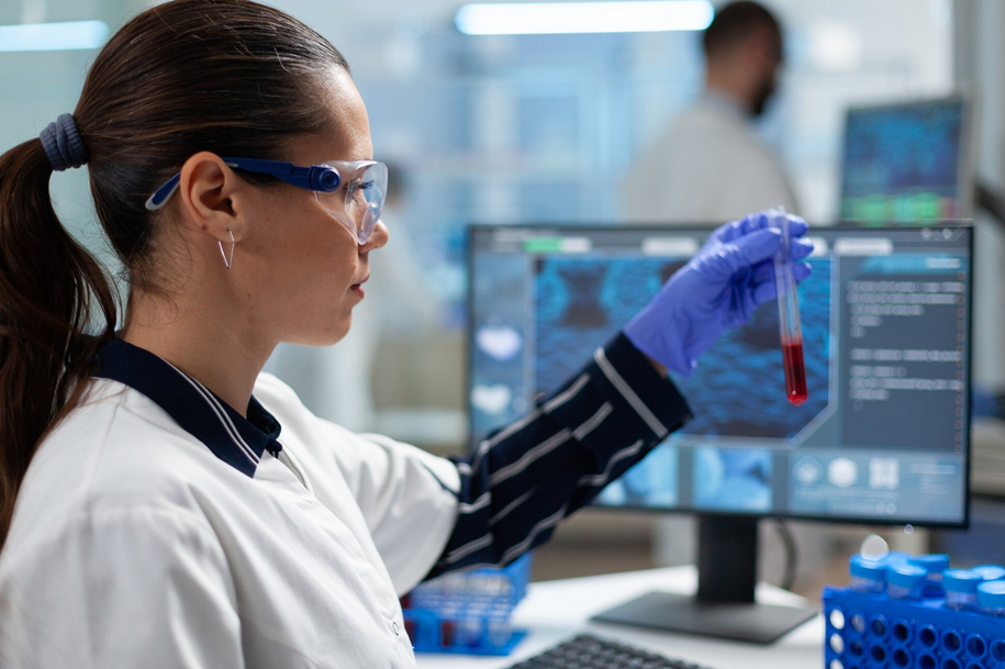 Noua Strategie în Medicina Regenerativă: Vesicule Extracelulare Modificate Combat Aritmiile Cardiace la Șobolani