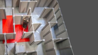 Mouse-in-maze-400x225