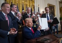 Administrația Trump Anulează Reglementările Climatice: Ce Urmează?