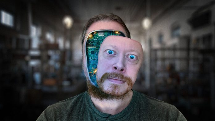 lee-romance-violence-anything-1152x648