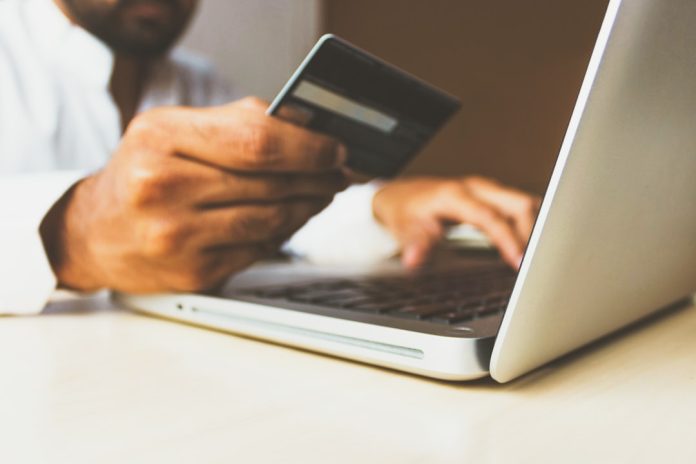 Cum funcționează sistemul de plăți online și securitatea tranzacțiilor