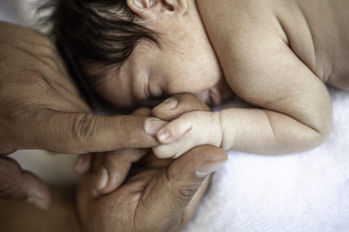 Newborn-Baby-1152471022