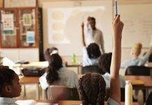 Haos în Educație: Atac Cibernetic Perturbă Platforma Canvas în Plină Sesiune de Examene