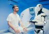 Inteligența Artificială “Gândește” și Depășește Medicii în Analiza Datelor din Viața Reală