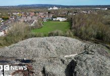 Descoperirea a aproape 30 de depozite ilegale de deșeuri de mari dimensiuni în Anglia