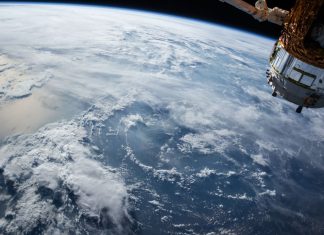 Cum funcționează un telescop spațial în afara atmosferei 0 (0)