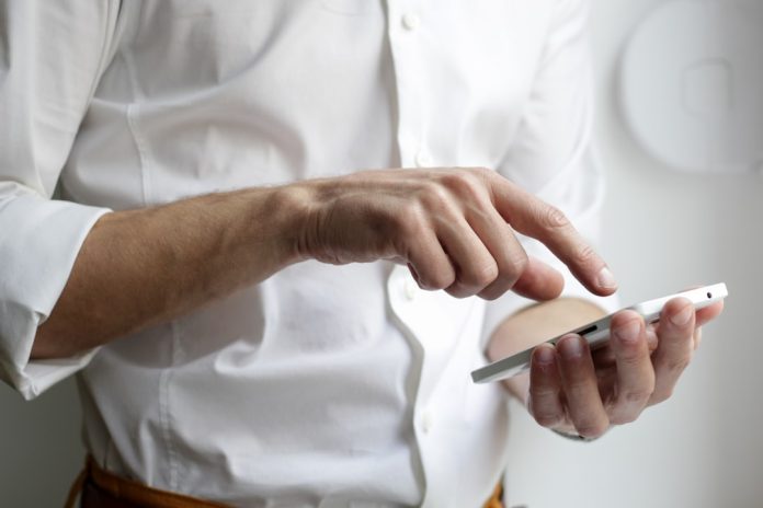 Impactul smartphone-ului asupra sănătății mentale și a atenției