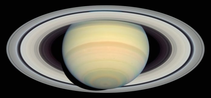 Misiunea Cassini-Huygens: Secretele dezvăluite ale lui Saturn și Titan.