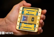 Microsoft anunță un cip cuantic de 1000 de ori mai fiabil decât predecesorul său