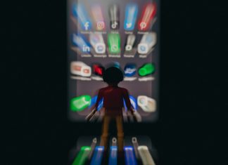 Cum ne-a schimbat multitasking-ul digital structura atenției? 0 (0)