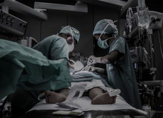 Tehnologia Blockchain dincolo de criptomonede: Securizarea datelor medicale și a votului.