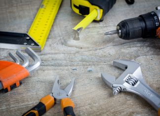 Materialele inteligente care se repară singure: De la ecrane de telefon la poduri.