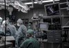 Realitatea Augmentată (AR) în medicină: Cum ghidează hologramele chirurgii.