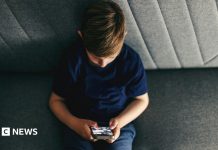 De ce devine tot mai ușor ca cei mici să fie manipulați pe Snapchat și Instagram